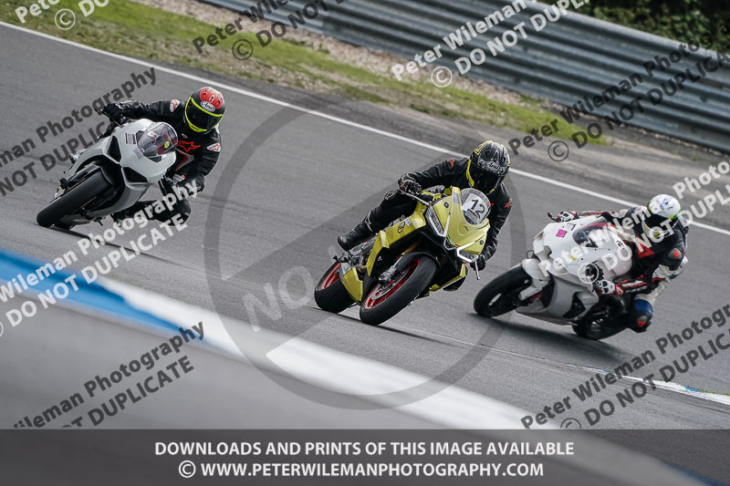 estoril;event digital images;motorbikes;no limits;peter wileman photography;portugal;trackday;trackday digital images